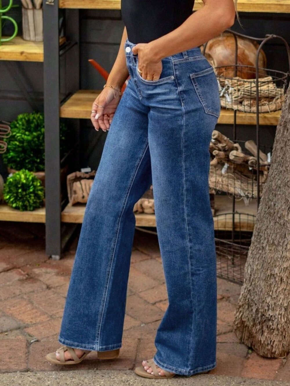 Blue Casual Women's Plus Size Straight Leg Jeans - Picture 4 of 4